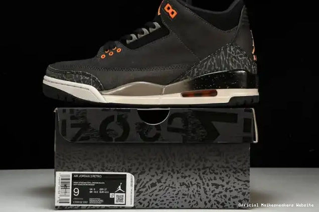 Official Maikesneakers Pack